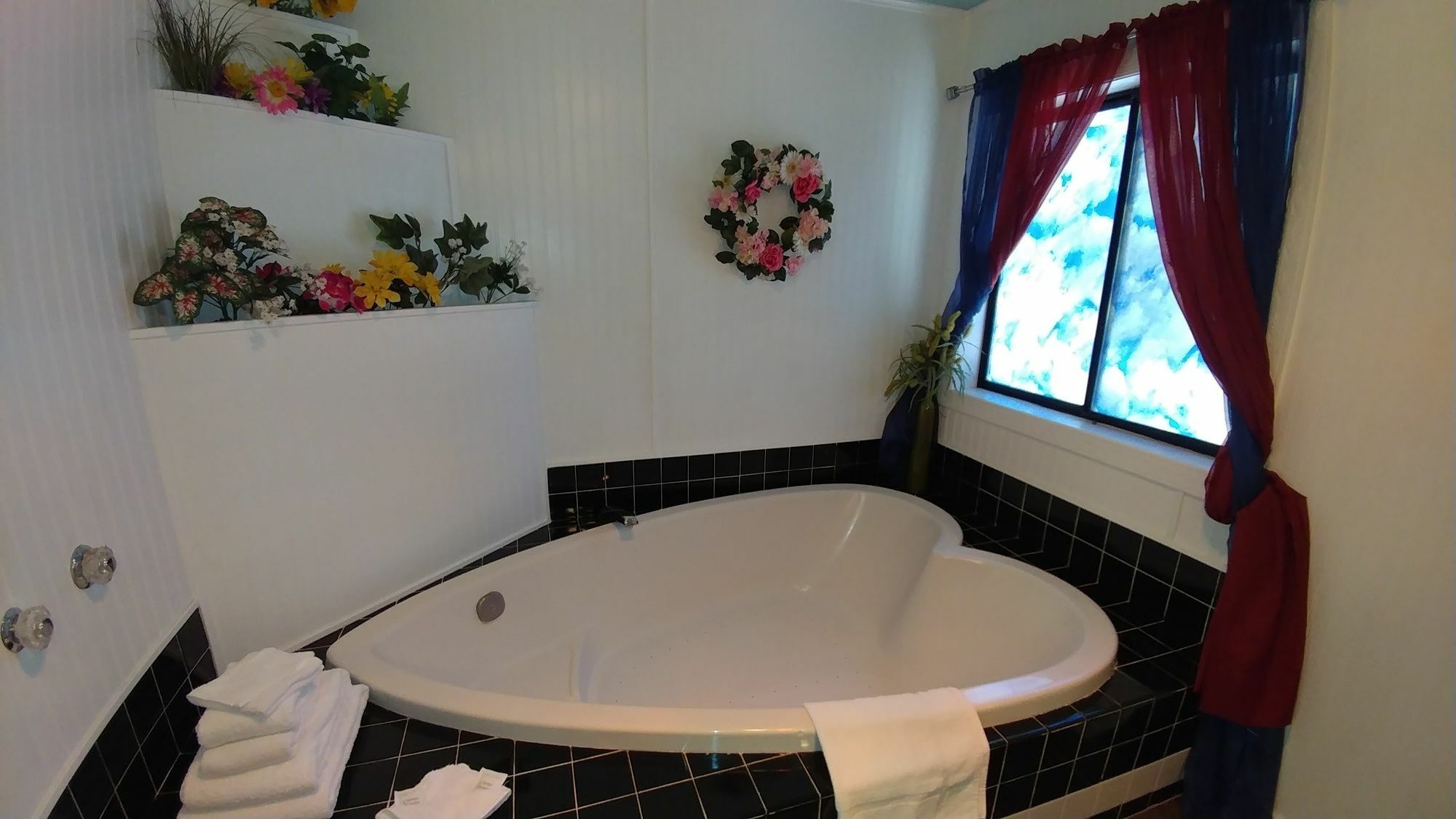 Econo Lodge Inn & Suites Heavenly Village Area South Lake Tahoe Dış mekan fotoğraf
